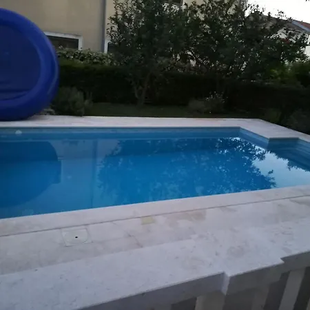 Family Friendly With A Swimming Pool Kastel Luksic, - 15773 * Kastela